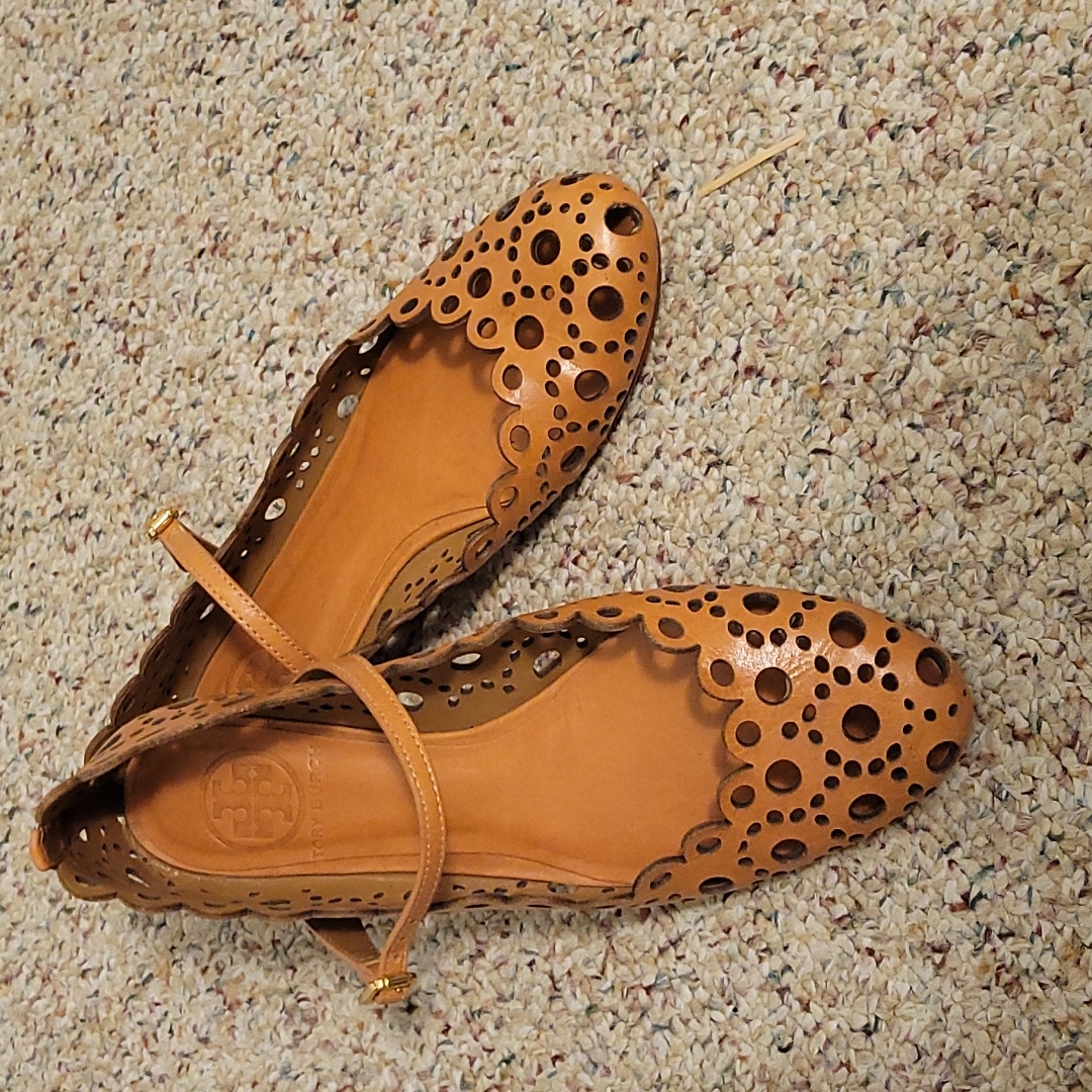 Tory Burch Verity Flats Size 6.5